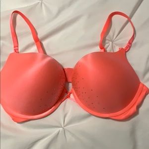Victoria secrets bombshell plunge bra